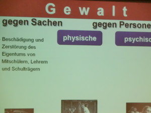 001.jpg Eins auf die Fresse